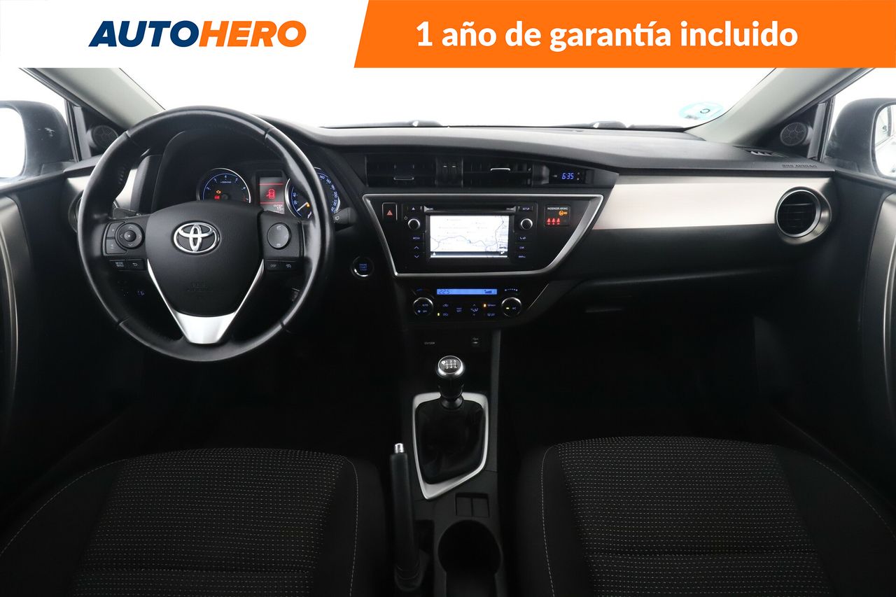 Foto Toyota Auris 13