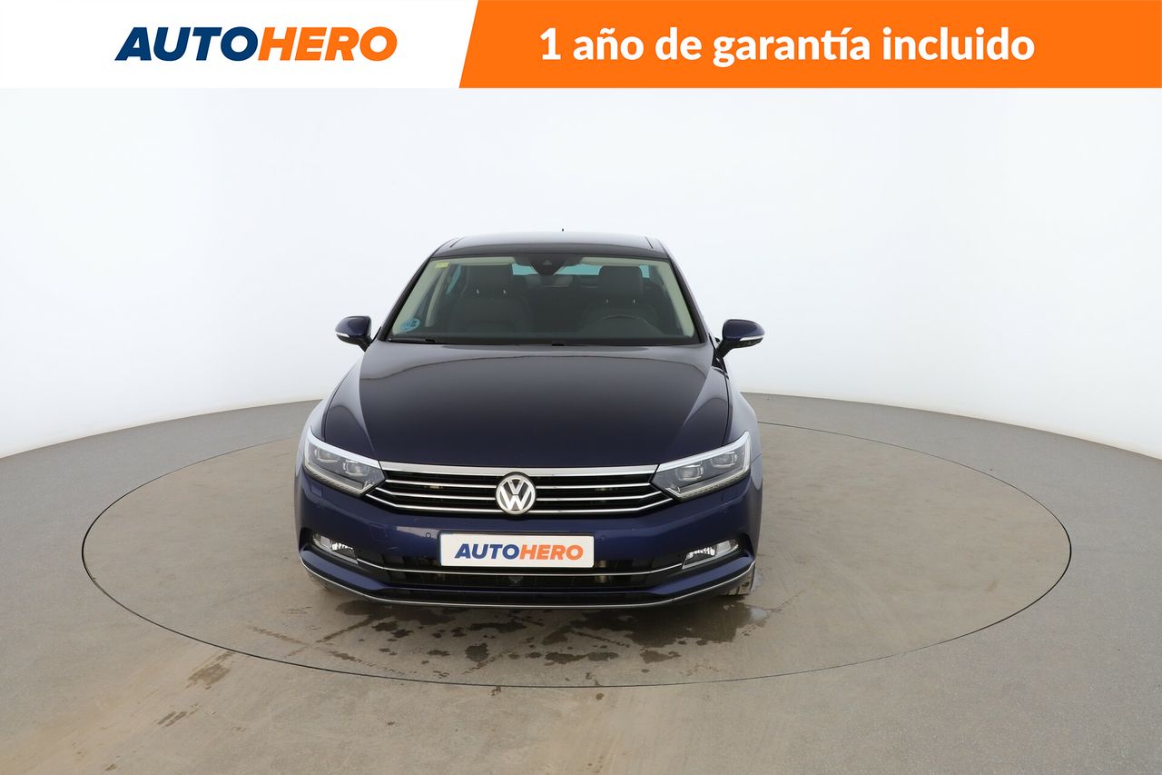 Foto Volkswagen Passat 9