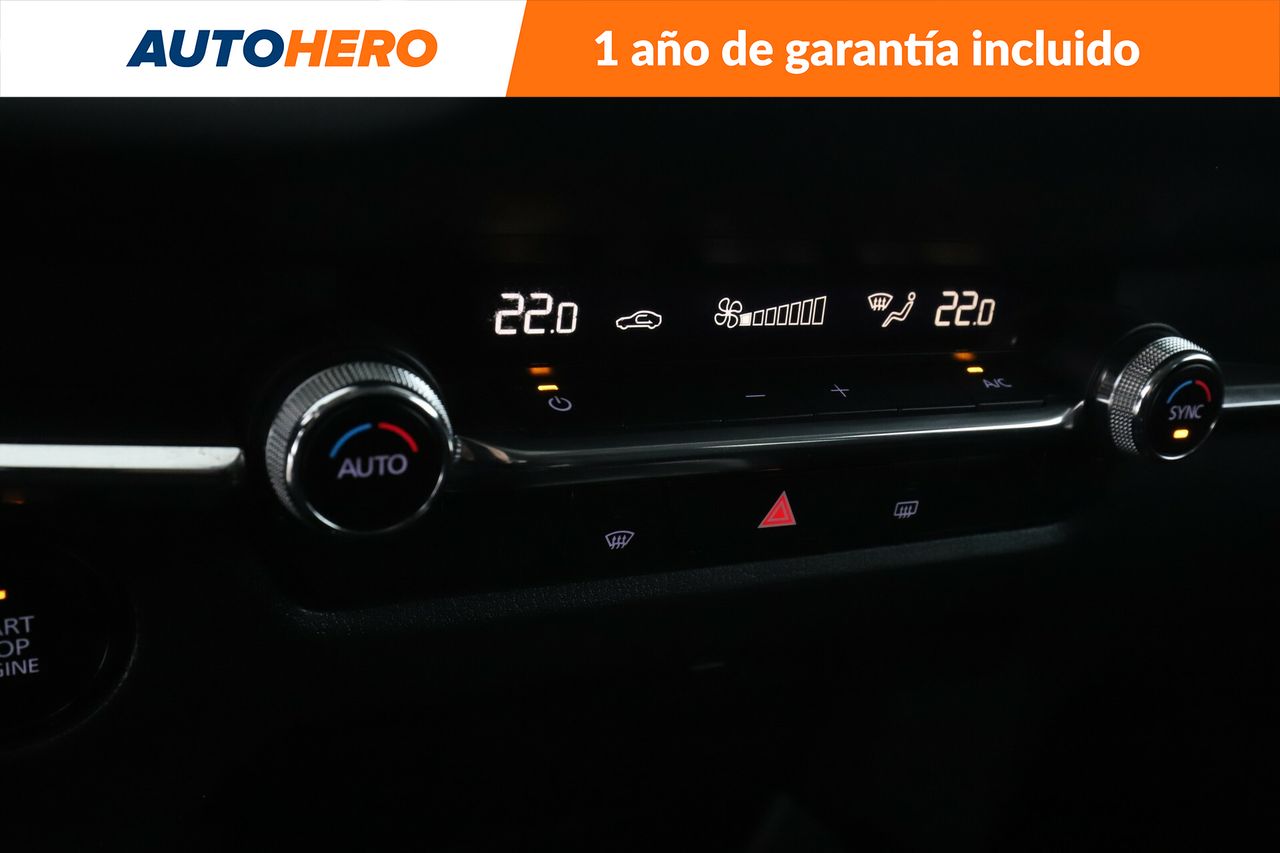 Foto Mazda CX-30 23