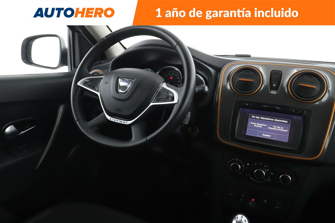 Foto Dacia Sandero 14