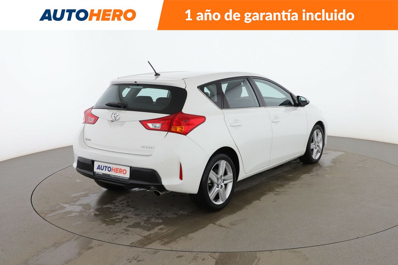 Foto Toyota Auris 6