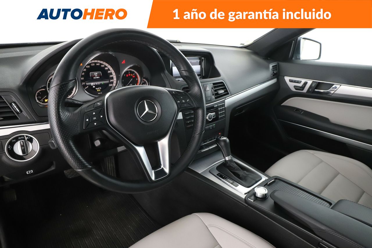 Foto Mercedes-Benz Clase E 12