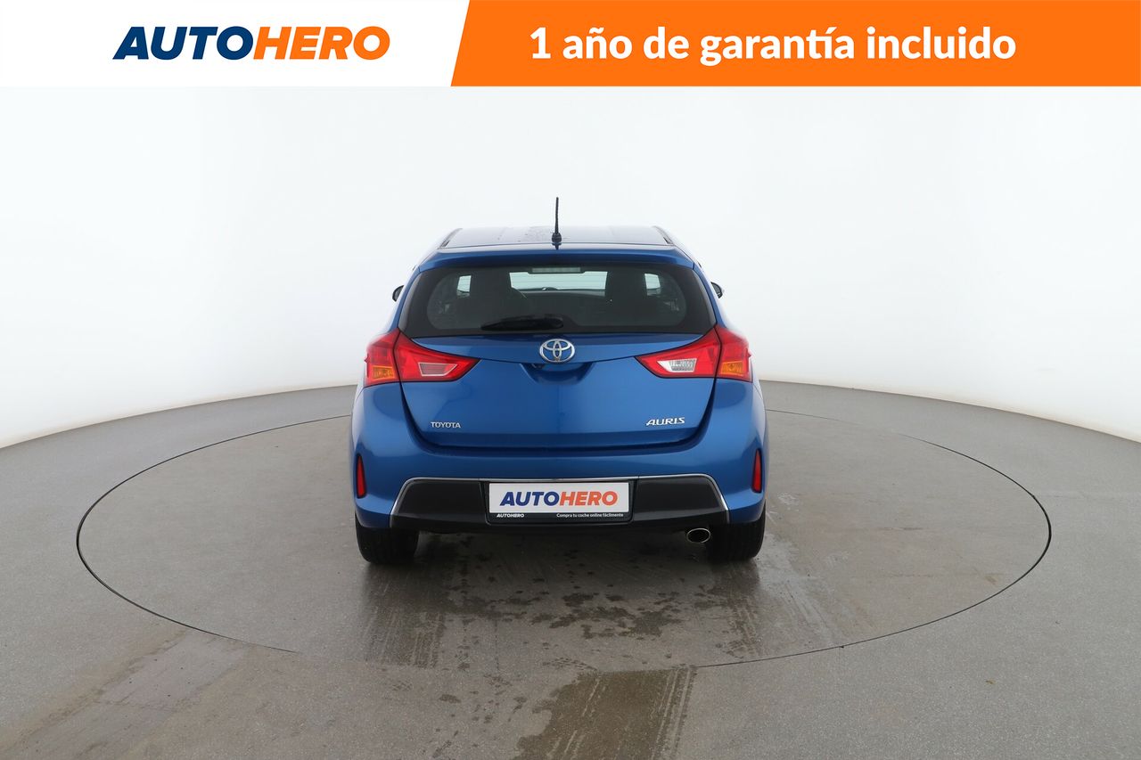 Foto Toyota Auris 5