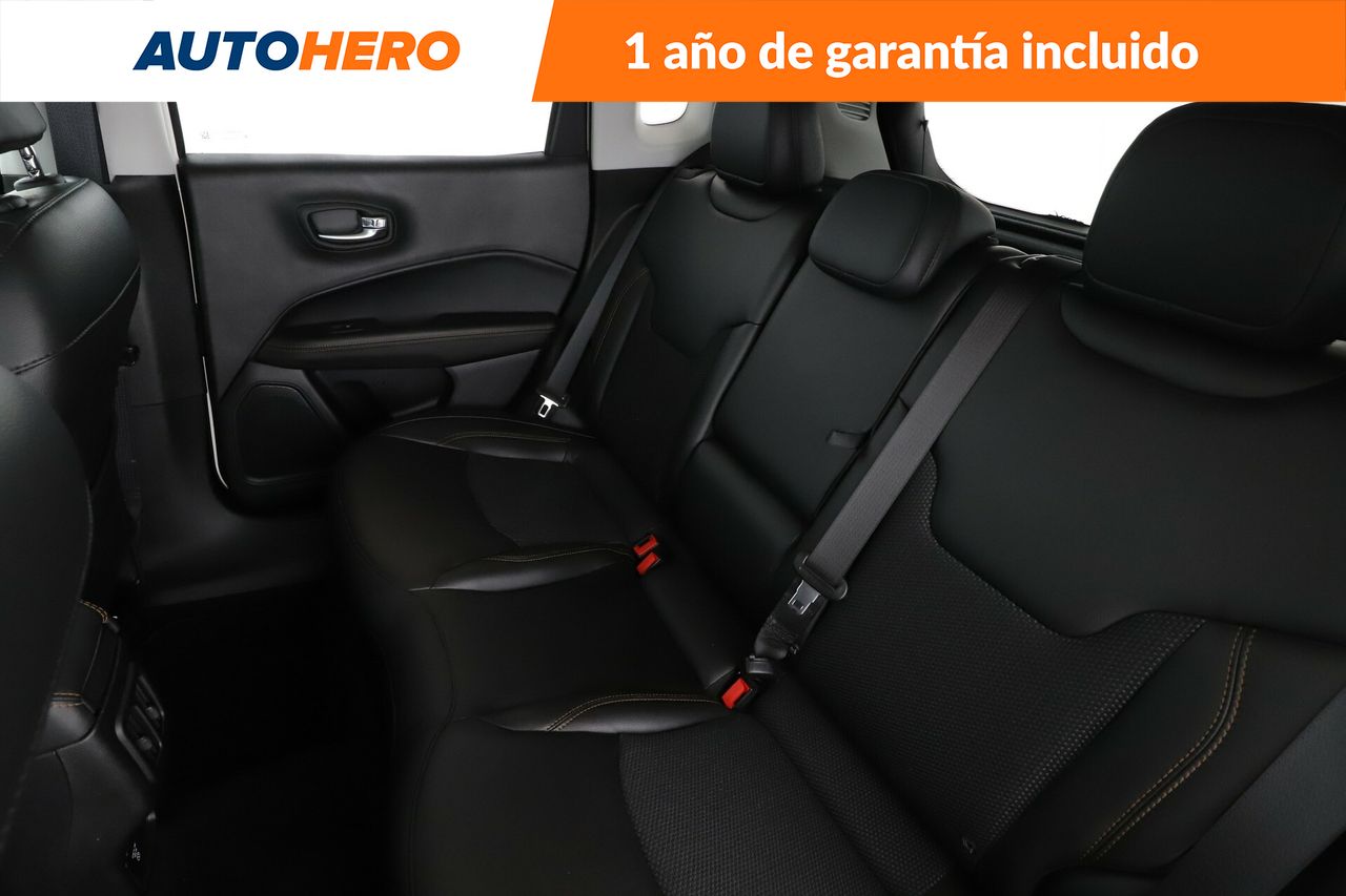 Foto Jeep Compass 15