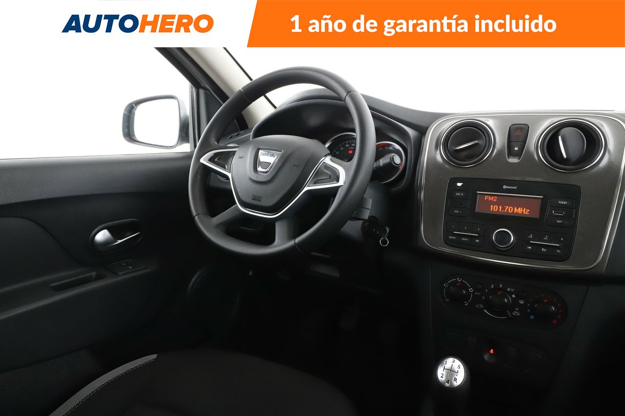 Foto Dacia Sandero 14