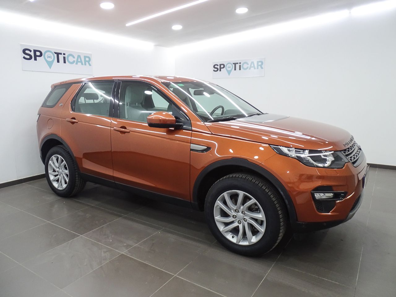 Foto Land-Rover Discovery Sport 13