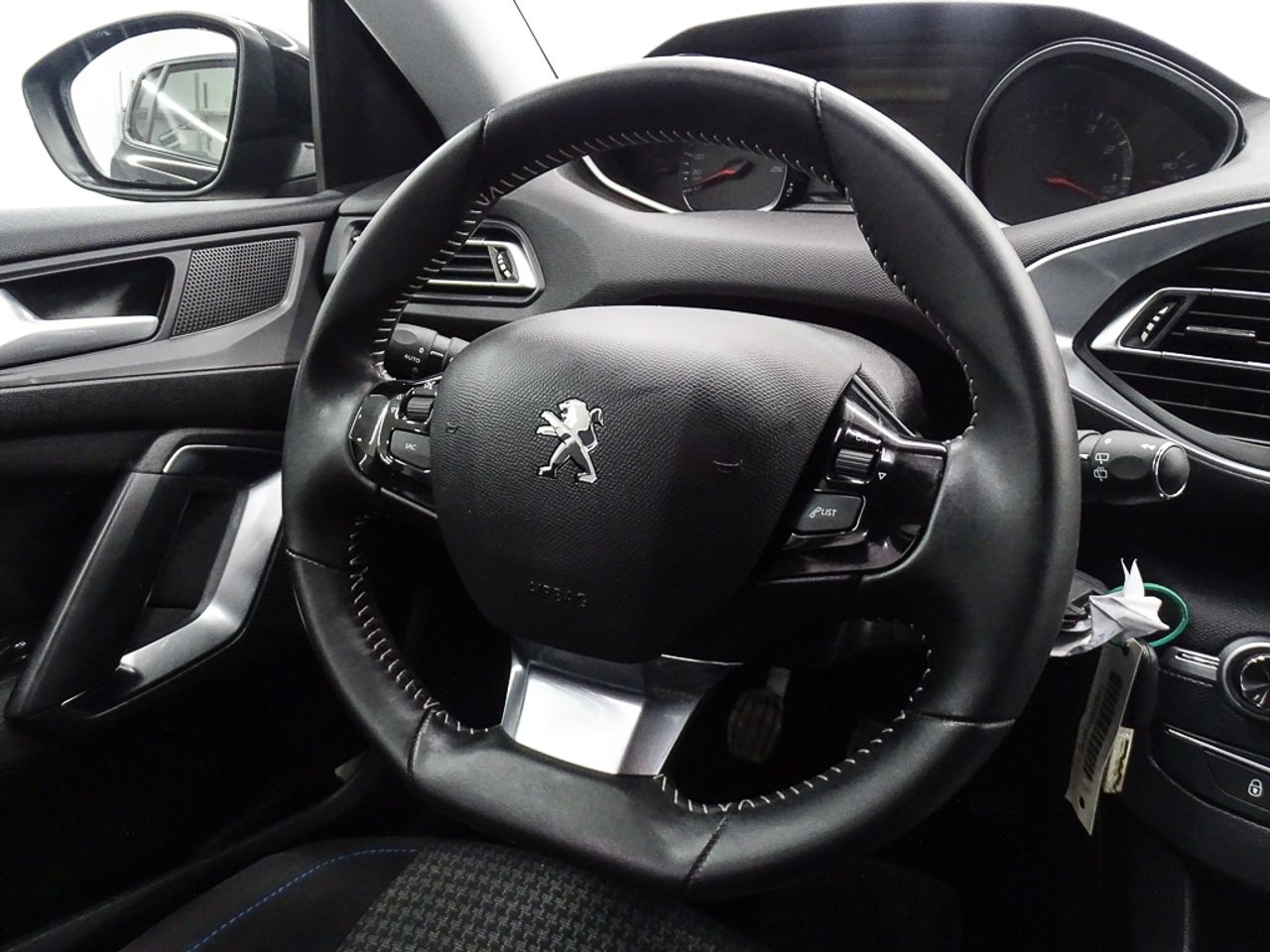 Foto Peugeot 308 16