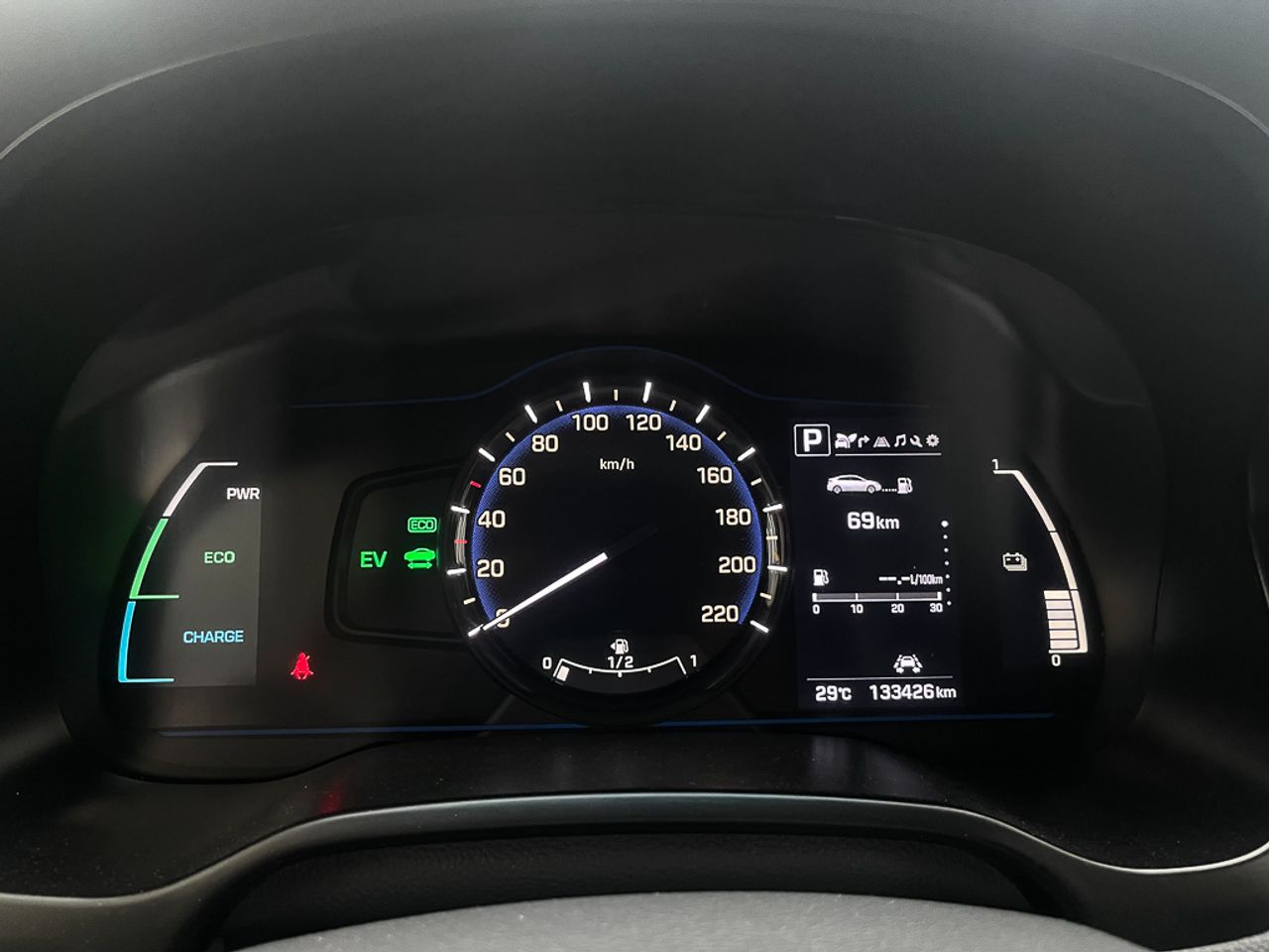 Foto Hyundai IONIQ 12