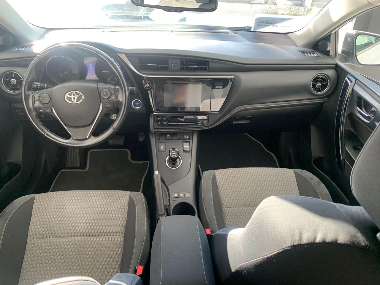 Foto Toyota Auris 8