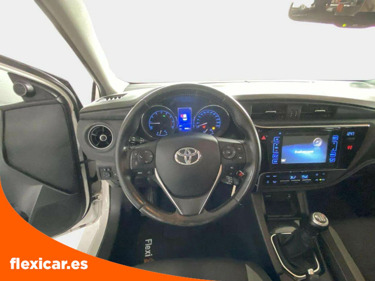 Foto Toyota Auris 12