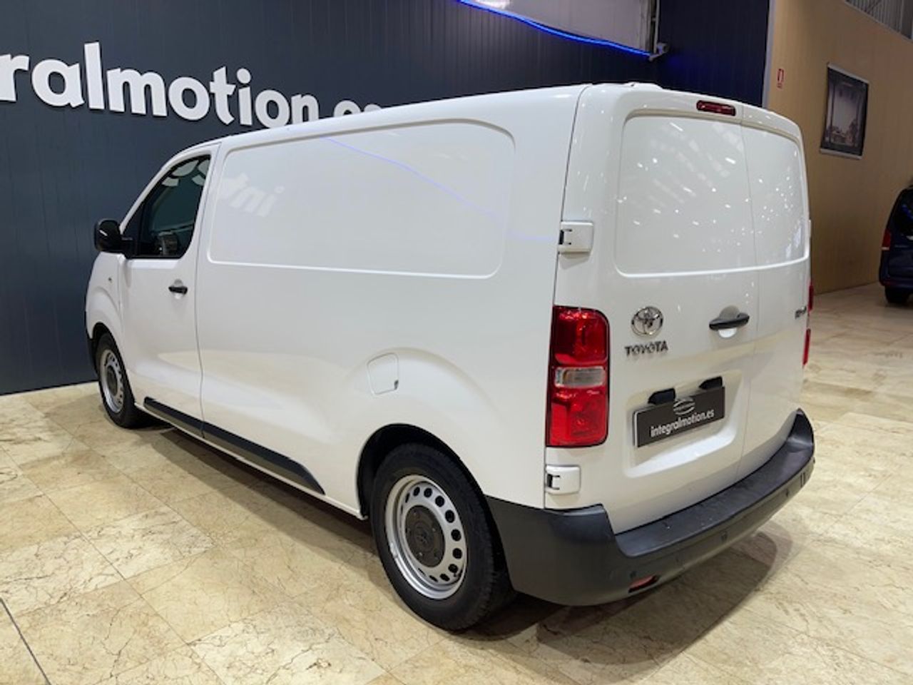 Foto Toyota Proace 9