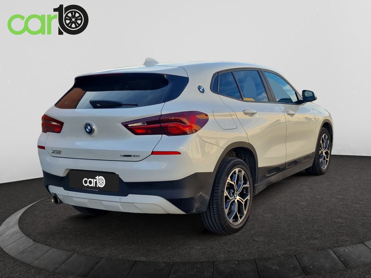 Foto BMW X2 4