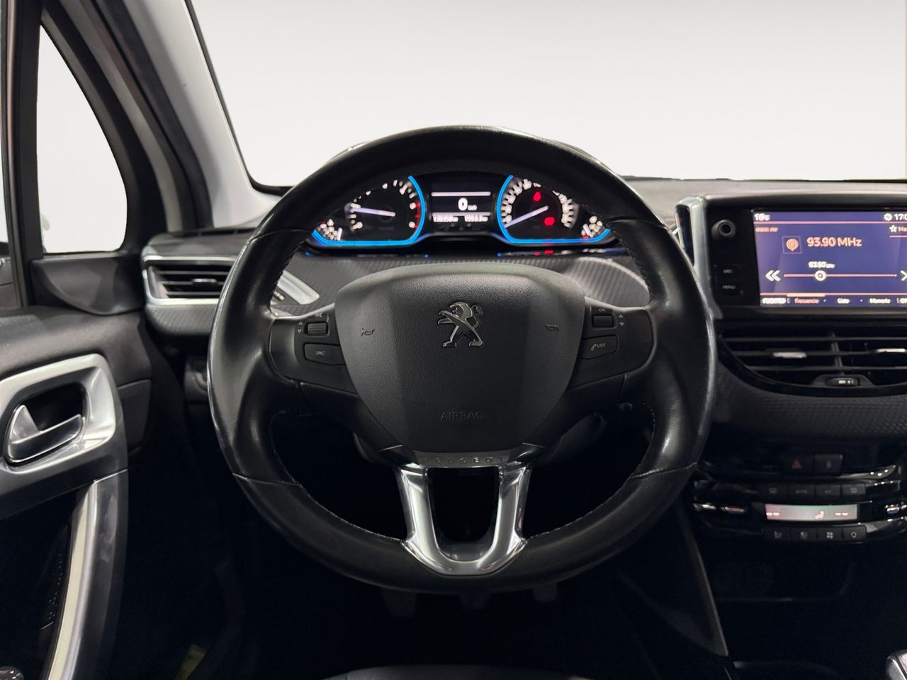 Foto Peugeot 2008 8