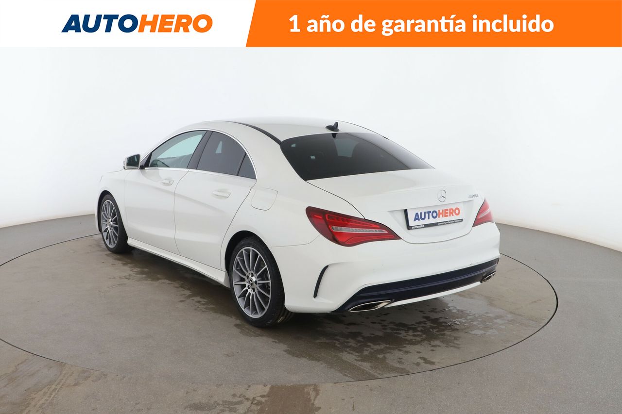 Foto Mercedes-Benz Clase CLA 4