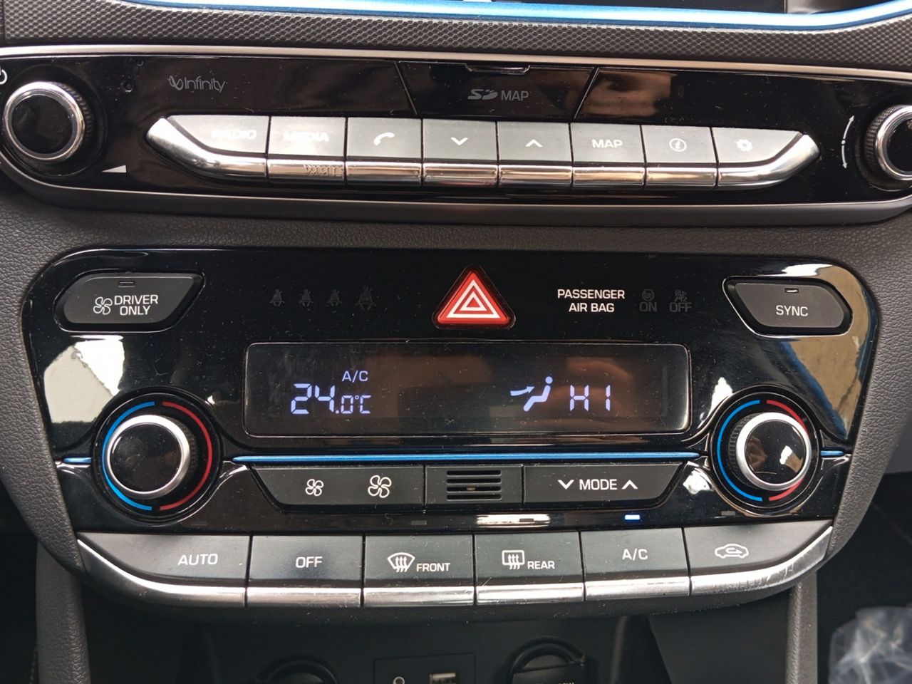 Foto Hyundai IONIQ 19