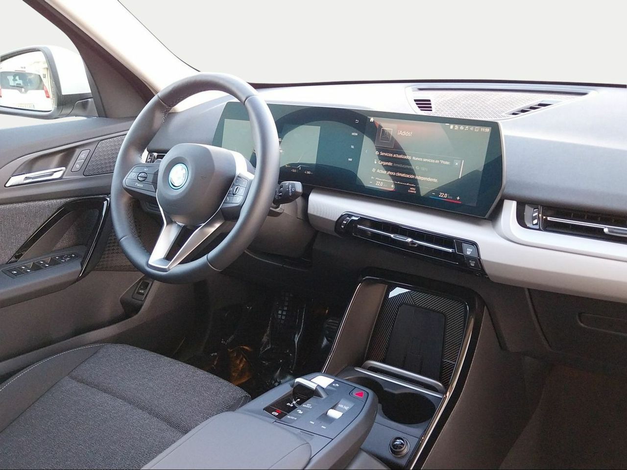 Foto BMW iX1 8