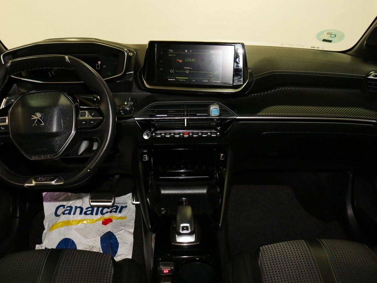 Foto Peugeot 208 14