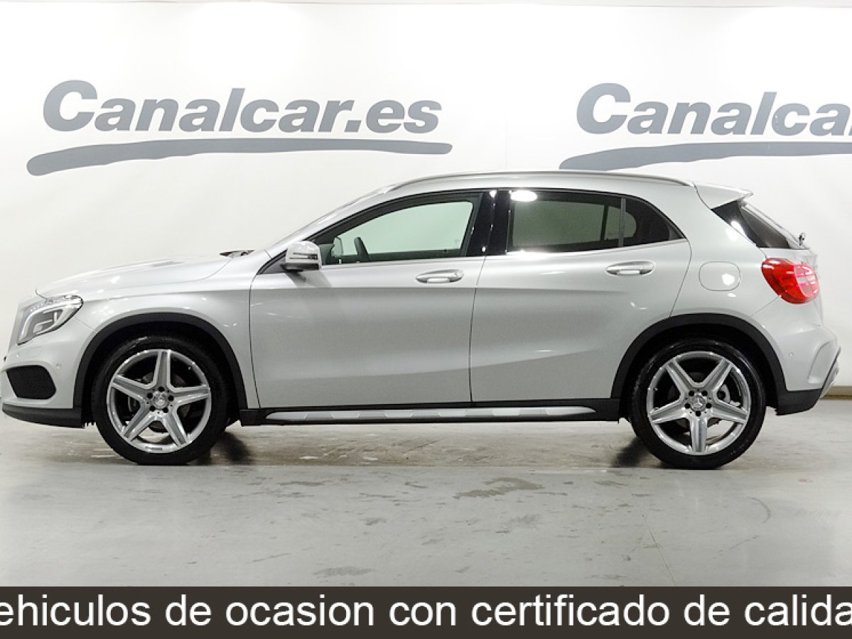 Foto Mercedes-Benz Clase GLA 10