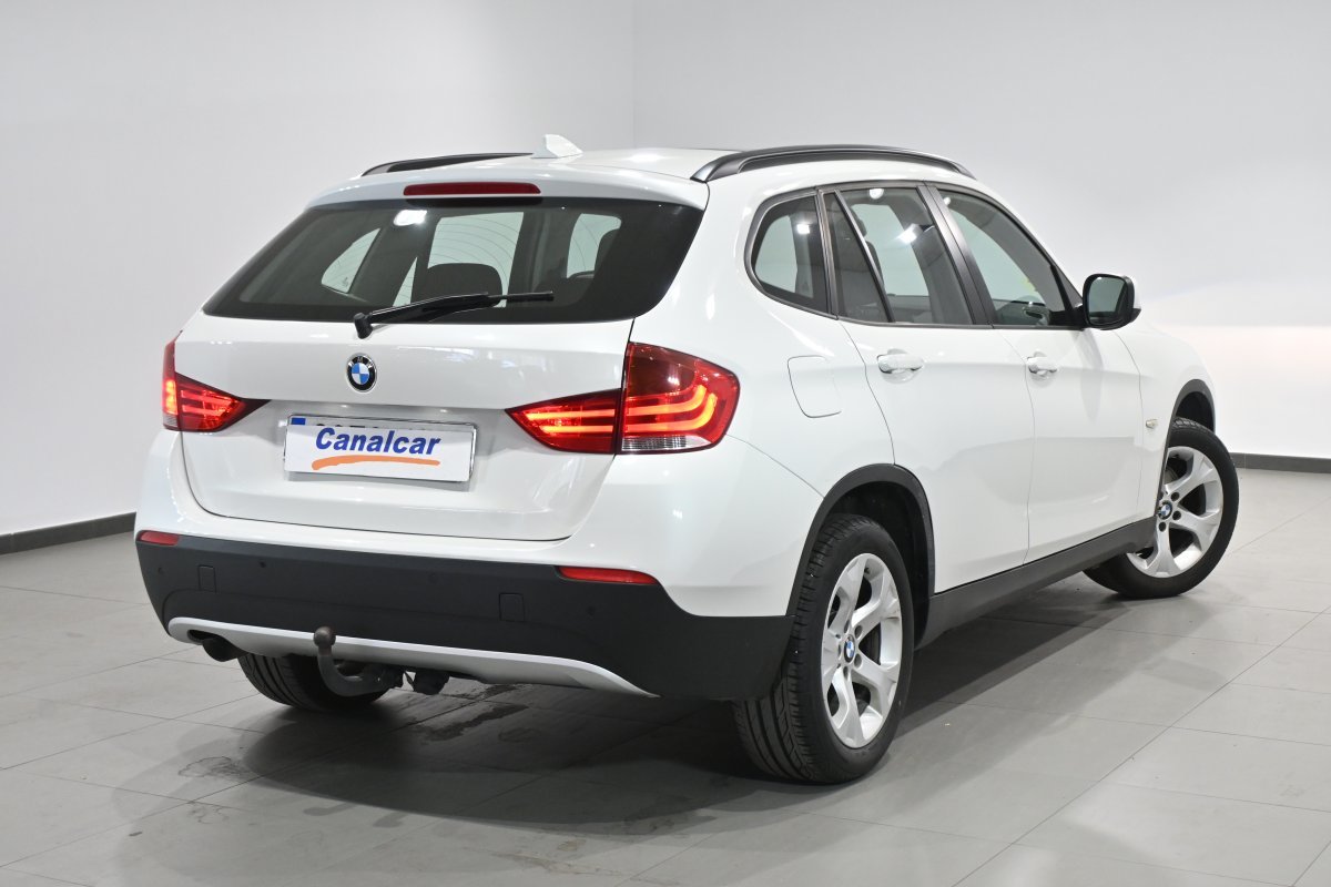 Foto BMW X1 4