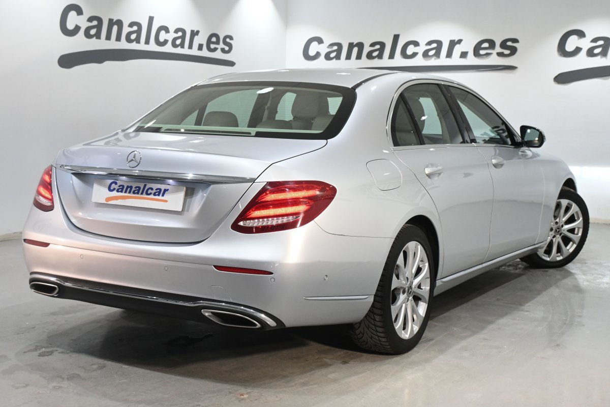 Foto Mercedes-Benz Clase E 4