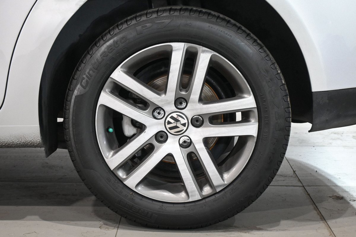 Foto Volkswagen Touran 29