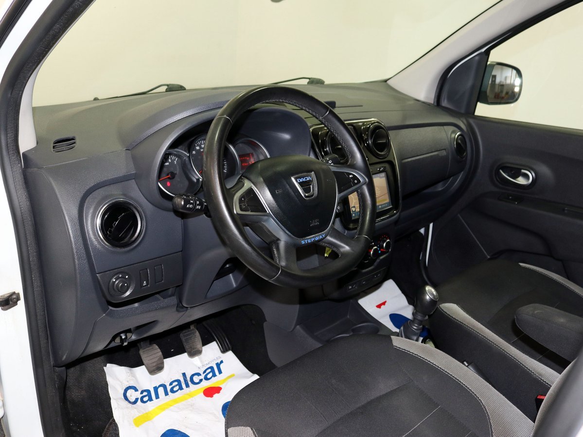 Foto Dacia Lodgy 15