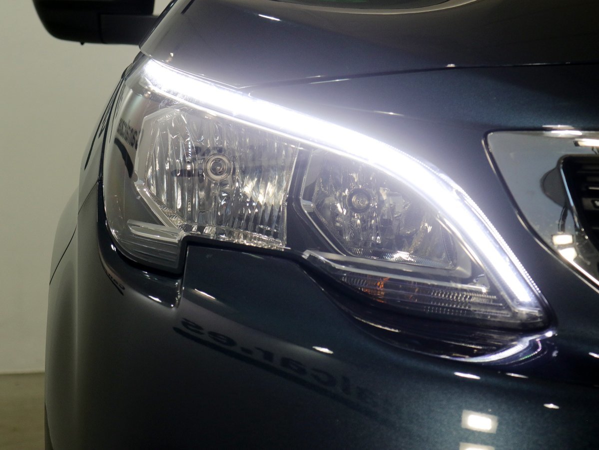 Foto Peugeot 5008 12